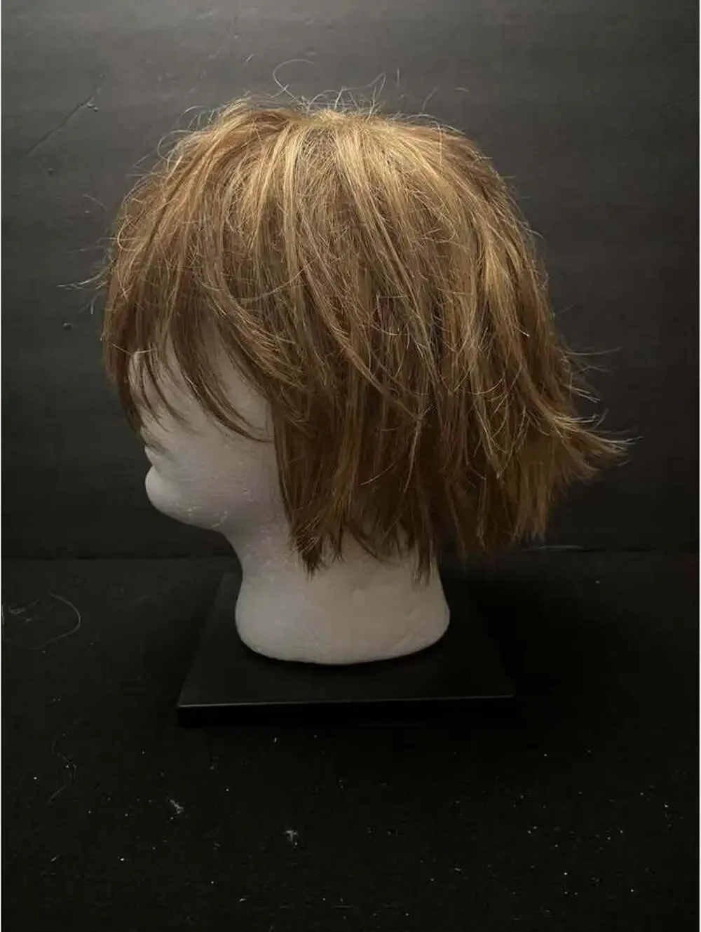 Short Layered Light Brown Wig